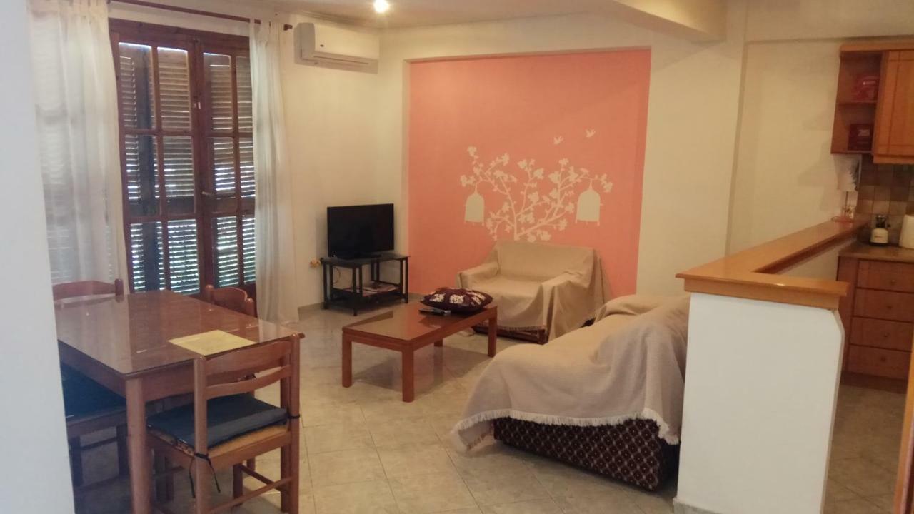 شقة Nafpaktos Old Town المظهر الخارجي الصورة